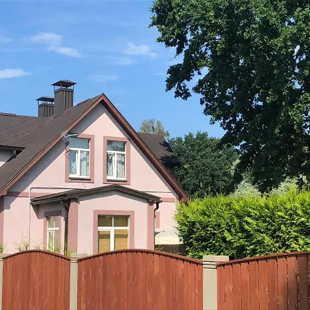 Kronenberga Street *