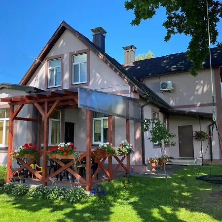 Kronenberga Street
